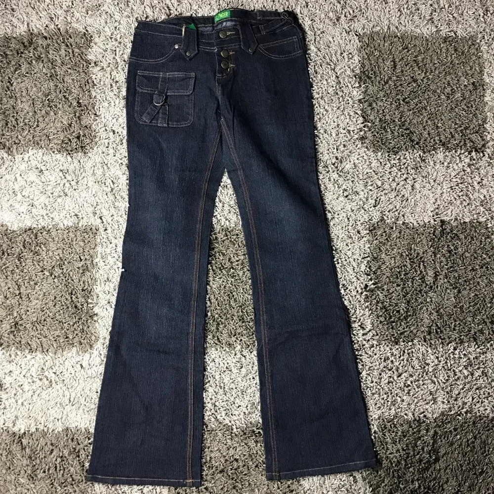Y2K Gnger Low Rise Flare. Size 7 Runs small. New With Tags